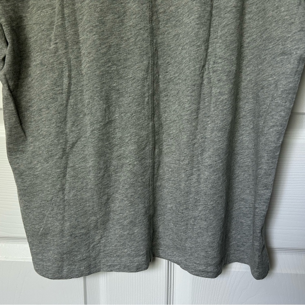 J. Crew NWT Grey Girlfriend Short Sleeve Tee Shirt Size XL - Picture 2 of 9